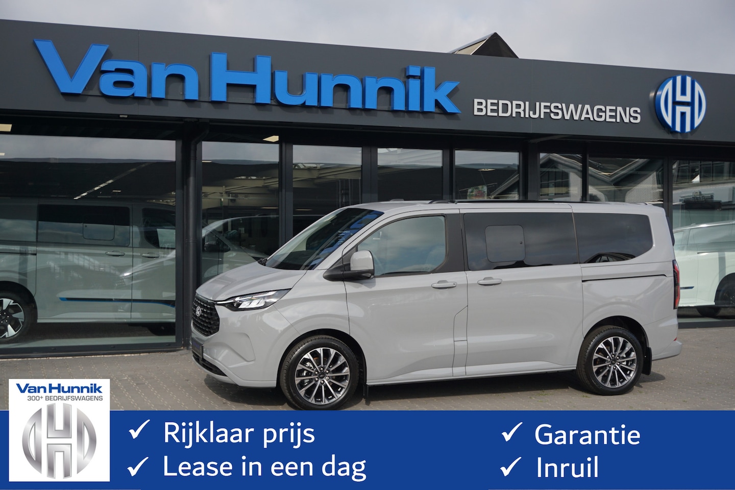 Ford Transit Custom Tourneo - 340S 2.5 PHEV 233PK Titanium X PRIJS INCL. BPM Leder, 19" LM, B&O, Pano, Elec. Schuifdeur, - AutoWereld.nl
