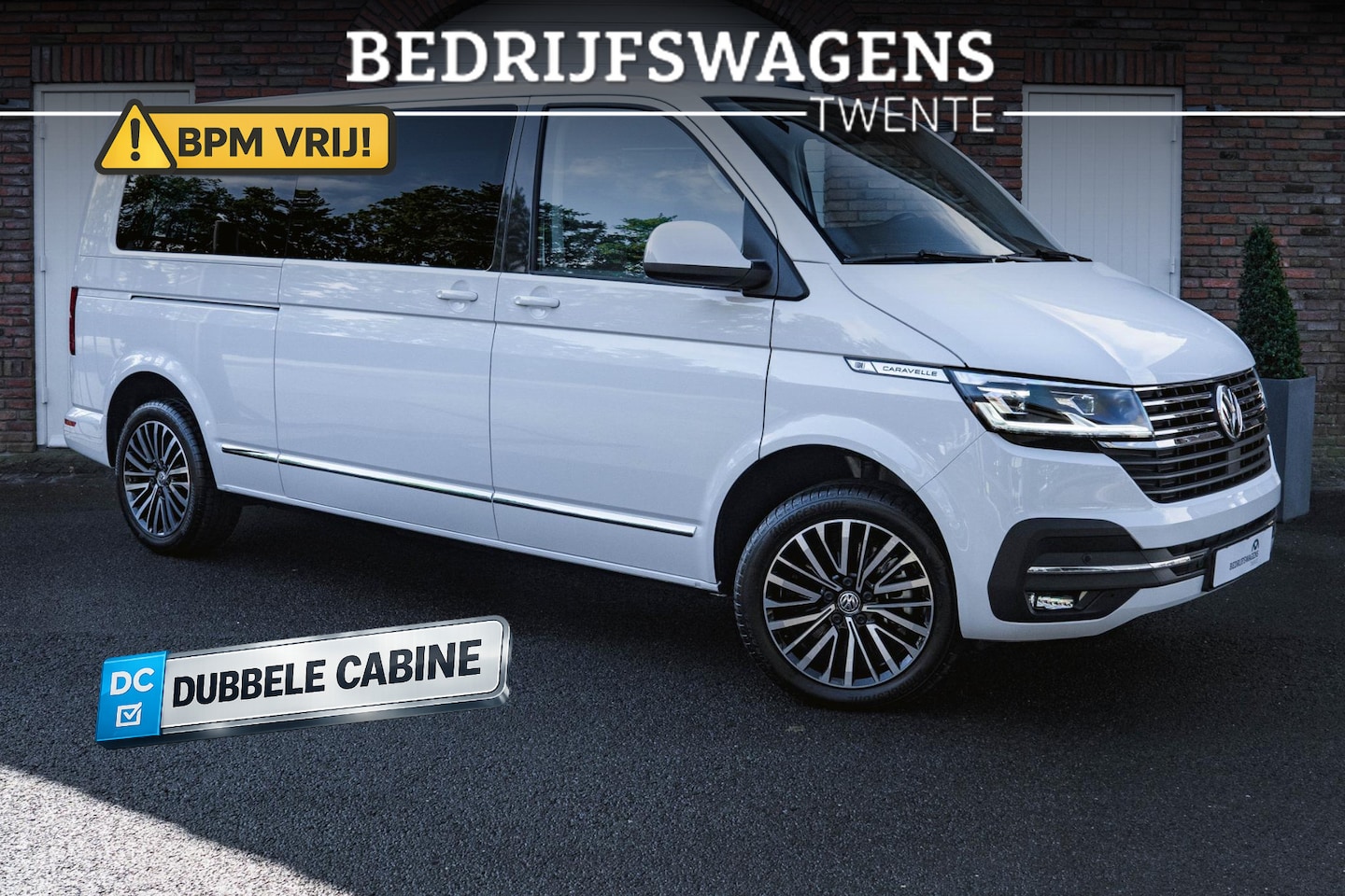 Volkswagen Transporter Caravelle - T6.1 204 PK DSG L2H1 A-KLEP ACC | LED | Leder | Virtual Cockpit | Privacy glass | - AutoWereld.nl