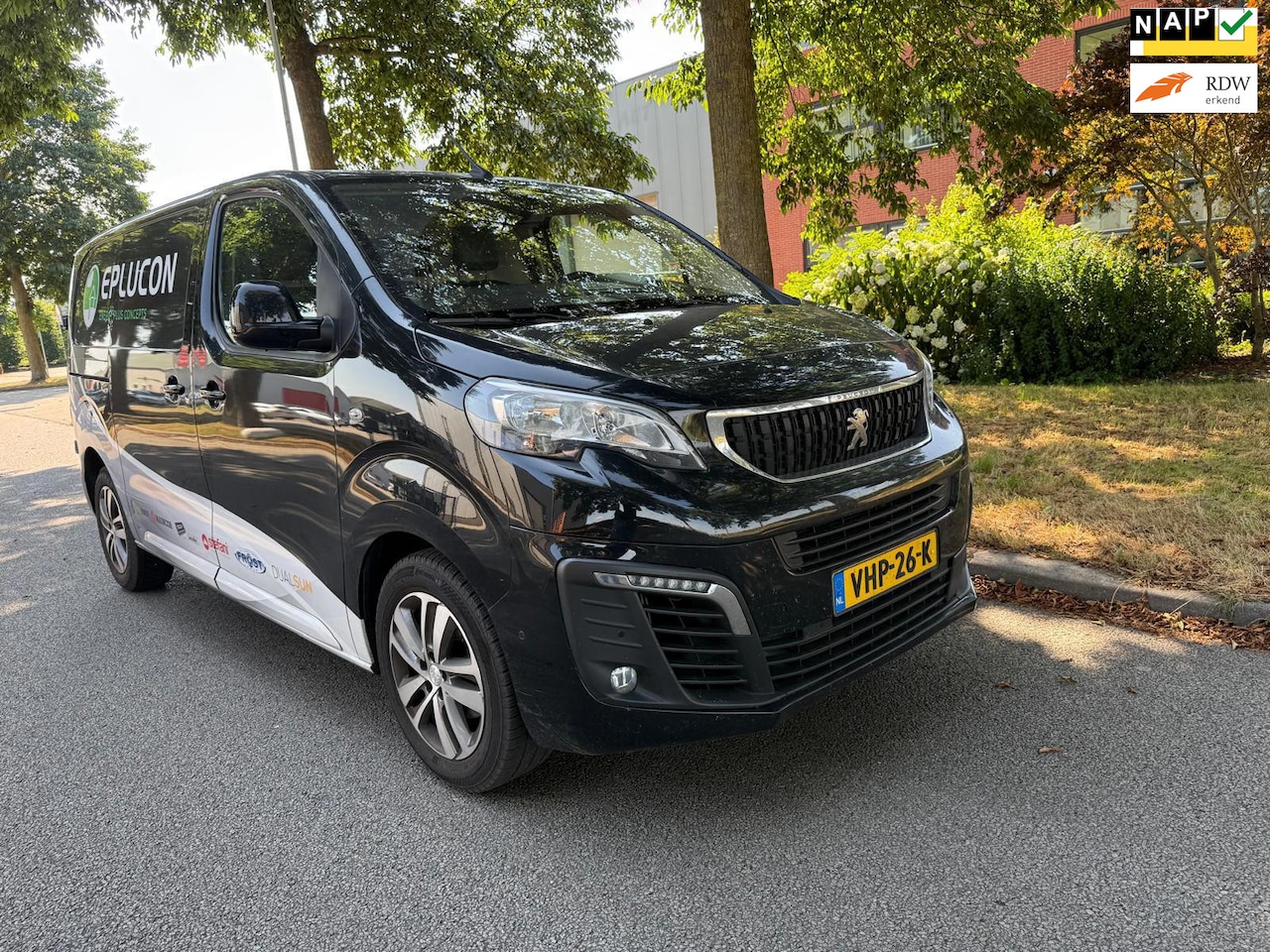 Peugeot Expert - 2.0 BlueHDI 120 Standard Asphalt automaat 1e eigenaar - AutoWereld.nl