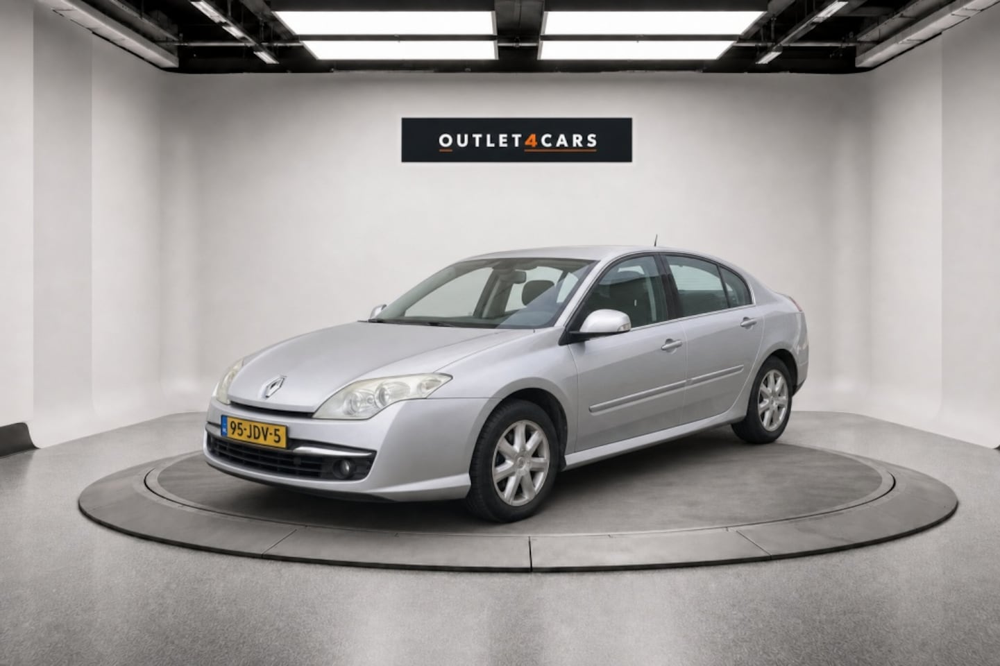 Renault Laguna - 2.0 16V Dynamique | Top Staat | - AutoWereld.nl