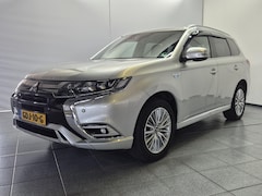 Mitsubishi Outlander - 2.4 PHEV Intense+ Lederen bekleding / elektrische kofferklep