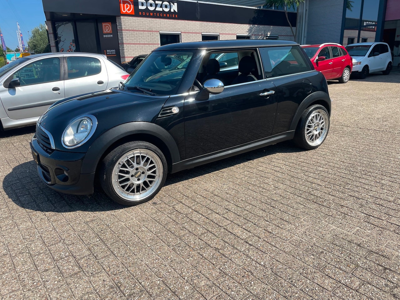 MINI 3-Deurs - 1.6 One MINIMALIST Business Line 95000 km - AutoWereld.nl