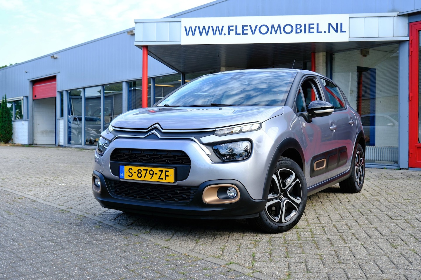 Citroën C3 - 1.2 PureTech C-Series Navi|Clima|Lanewarning - AutoWereld.nl