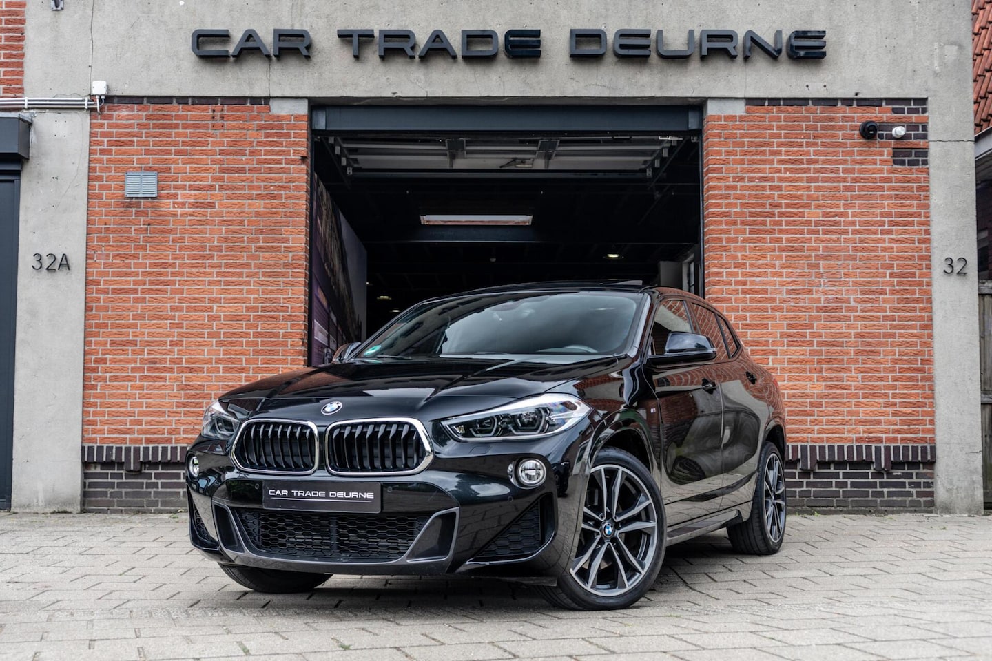 BMW X2 - sDrive20i M-Sport Pano / H&K / Camera - AutoWereld.nl