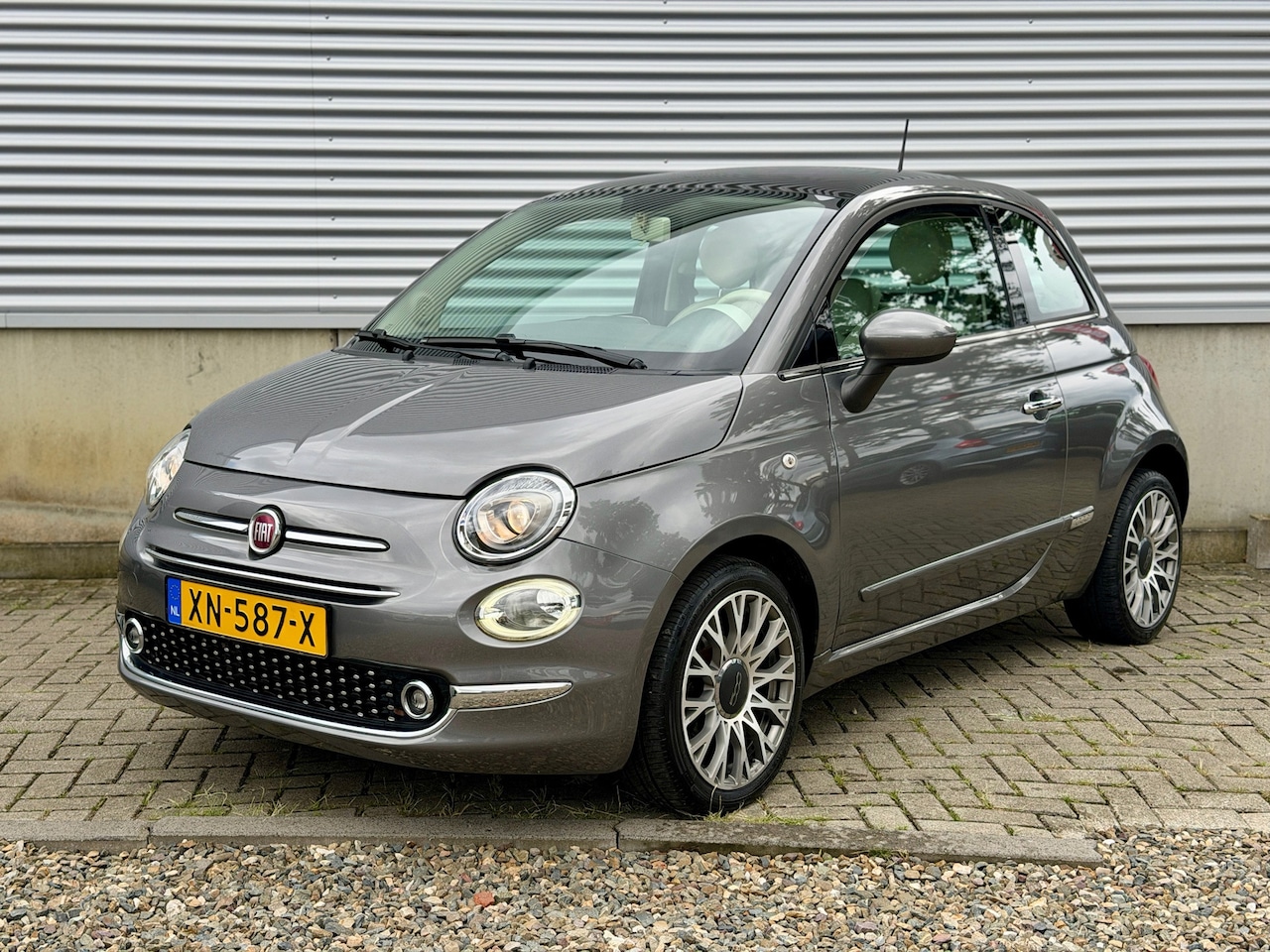 Fiat 500 - 1.2 Lounge 4 cilinder [ Panodak, Navi, cruise, PDC ] - AutoWereld.nl