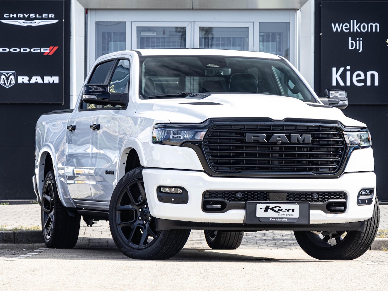 Dodge Ram 1500 - 3.0 Crew Cab Laramie Premium | Luchtvering | Head Up | 360 Camera | Pass scherm | - AutoWereld.nl