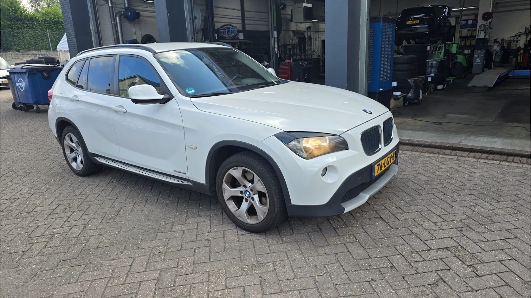 BMW X1 - sDrive18i Executive Prijs is ex BPM voor export - AutoWereld.nl