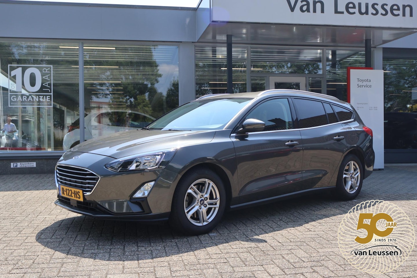 Ford Focus Wagon - 125PK TREND BUSINESS WINTERPACK PARK-SENSOREN PRIVACY-GLASS LMV - AutoWereld.nl