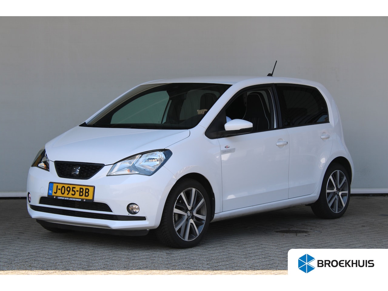 SEAT Mii Electric - electric Plus | Stoelverwarming | Parkeersensoren achter | cruise control | climate contro - AutoWereld.nl