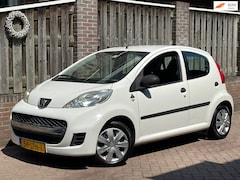 Peugeot 107 - 1.0-12V XR 5-deurs APK 08-2027 Stuurbekrachtiging