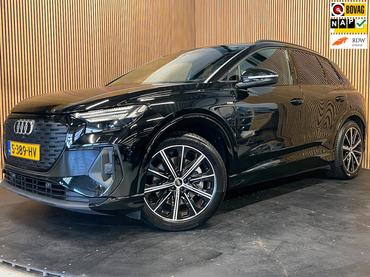Audi Q4 e-tron - 40 S-Line Competition 77 kWh|93%SOH|BLACK|ACC|APPLE CARPLAY|CAMERA|STOELVERWARMING|NAP|NL - AutoWereld.nl