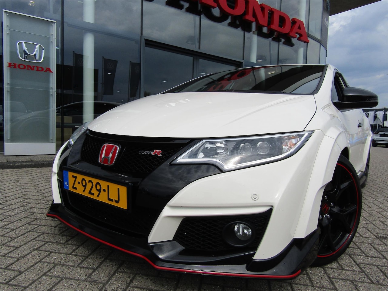 Honda Civic - 2.0 i-VTEC Type R GT 2.0 i-VTEC 310pk Type R GT, Miltech uitlaat - AutoWereld.nl
