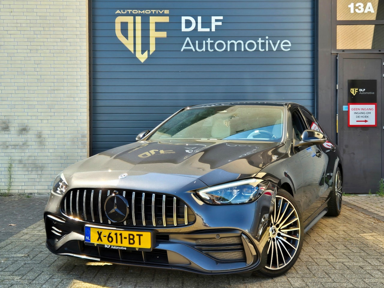 Mercedes-Benz C-klasse - 180 AMG Line | Burmester | Wit leder | Pano - AutoWereld.nl