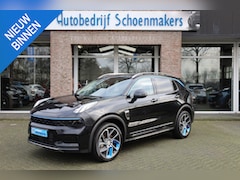 Lynk & Co 01 - 1.5 261PK 6.6Kwh LADEN 360-CAMERA PANO/SCHUIF INFINITY DAB NAVI CARPLAY STOELVERWARMING EL