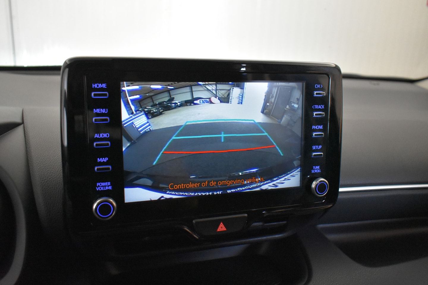 Toyota Yaris - 1.5 Hybrid Dynamic Camera Clima Stoel verw Cruise Virtual - AutoWereld.nl