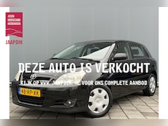 Toyota Corolla - BWJ 2005 | 1.4 D-4D 90PK Linea Sol AUTOMAAT | TREKHAAK | CLIMA | EL RAMEN V+A | RADIO/CD |
