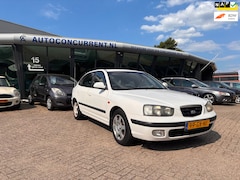 Hyundai Elantra - 2.0i-16V GLS, Airco Automaat, Navi, Inruil mogelijk