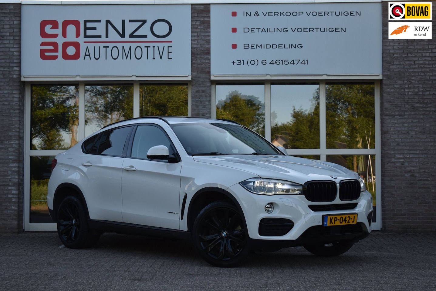 BMW X6 - XDrive40d High Executive NLauto Weinig eigenaar Standkachel Pano - AutoWereld.nl