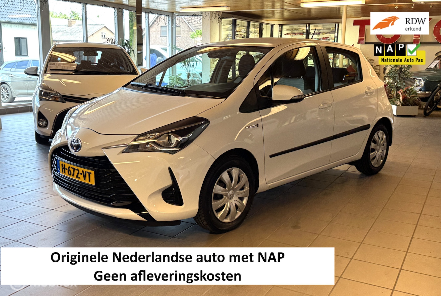 Toyota Yaris - 1.5 Hybrid Active 52.000 Km Nederlandse auto. - AutoWereld.nl