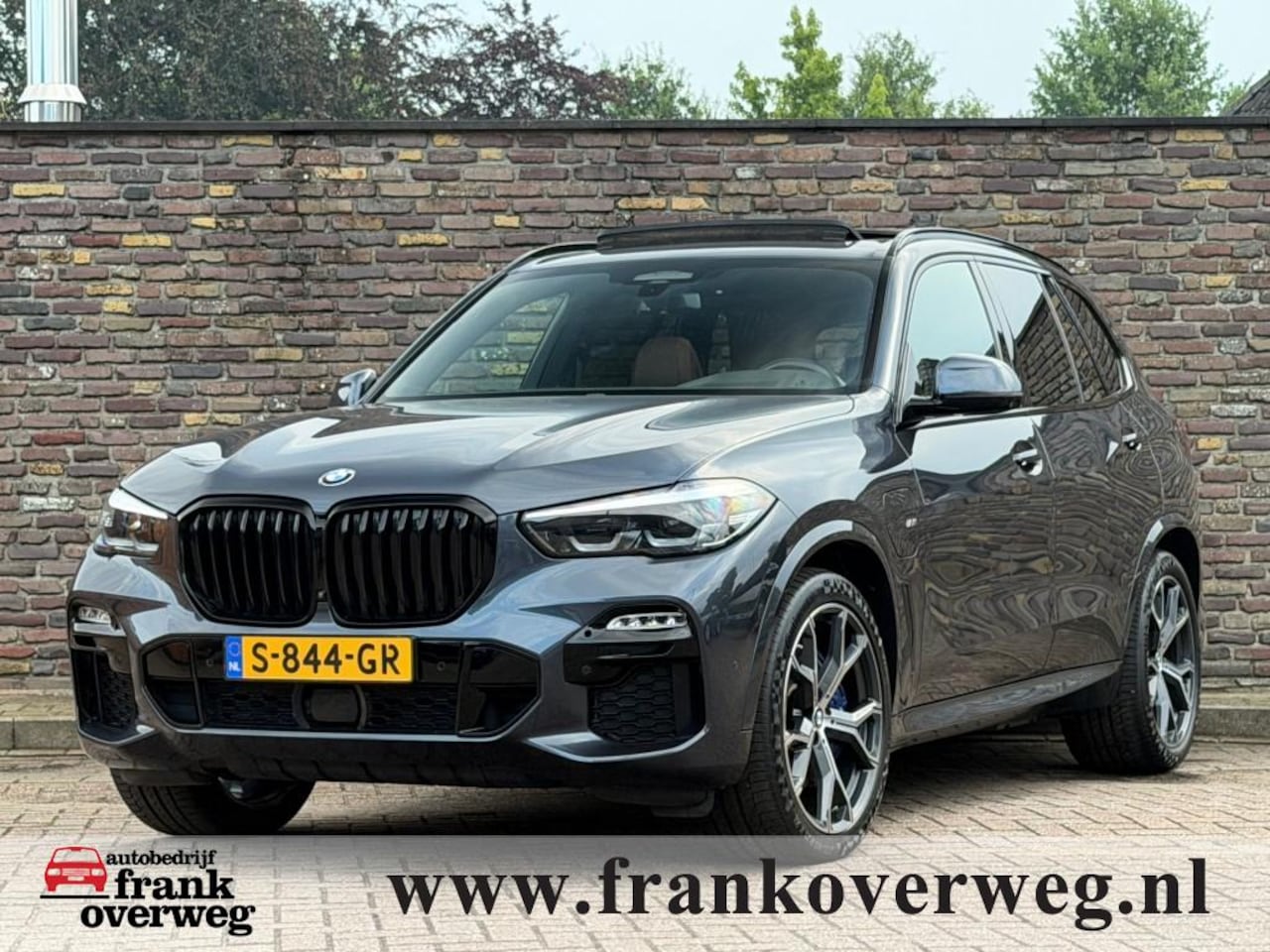 BMW X5 - XDRIVE 45E M-Sport Panodak Head-Up 94% SOH 360 Camera - AutoWereld.nl