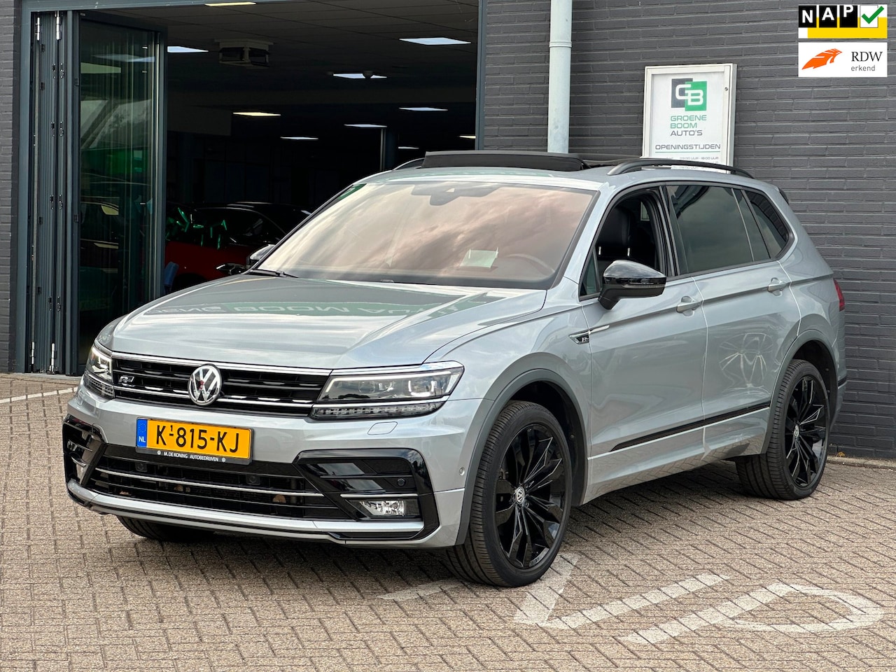 Volkswagen Tiguan Allspace - 1.5 TSI Highline Business R 7p./PANO-DAK/CAMERA/CARPLAY/NAVI/NL-AUTO NAP!! - AutoWereld.nl