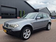 BMW X3 - 2.0i Introduction 4WD PSENSOR NAVI CRUISE TREKHAAK