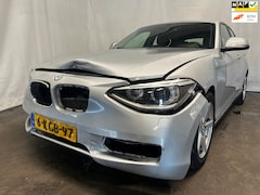 BMW 1-serie - 116i EDE Business - Front Schade
