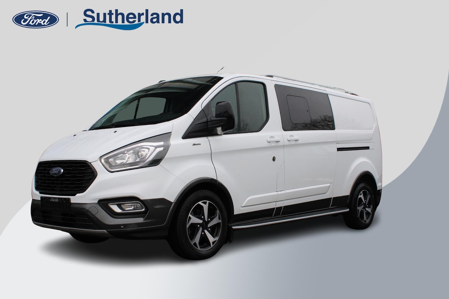 Ford Transit Custom - 320 2.0 TDCI L2H1 Limited DC | Trekhaak | Stoelverwarming | Navigatie | Camera | Cruise Co - AutoWereld.nl