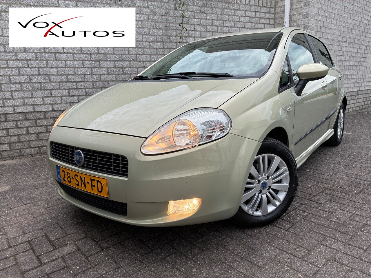 Fiat Grande Punto - 1.4 Edizione Prima Airco, Nieuwe Distributie/banden!