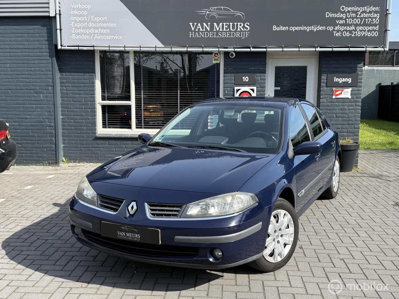Renault Laguna - 2.0-16V Business 2.0-16V Business, airco, trekhaak, apk 04-2027 - AutoWereld.nl