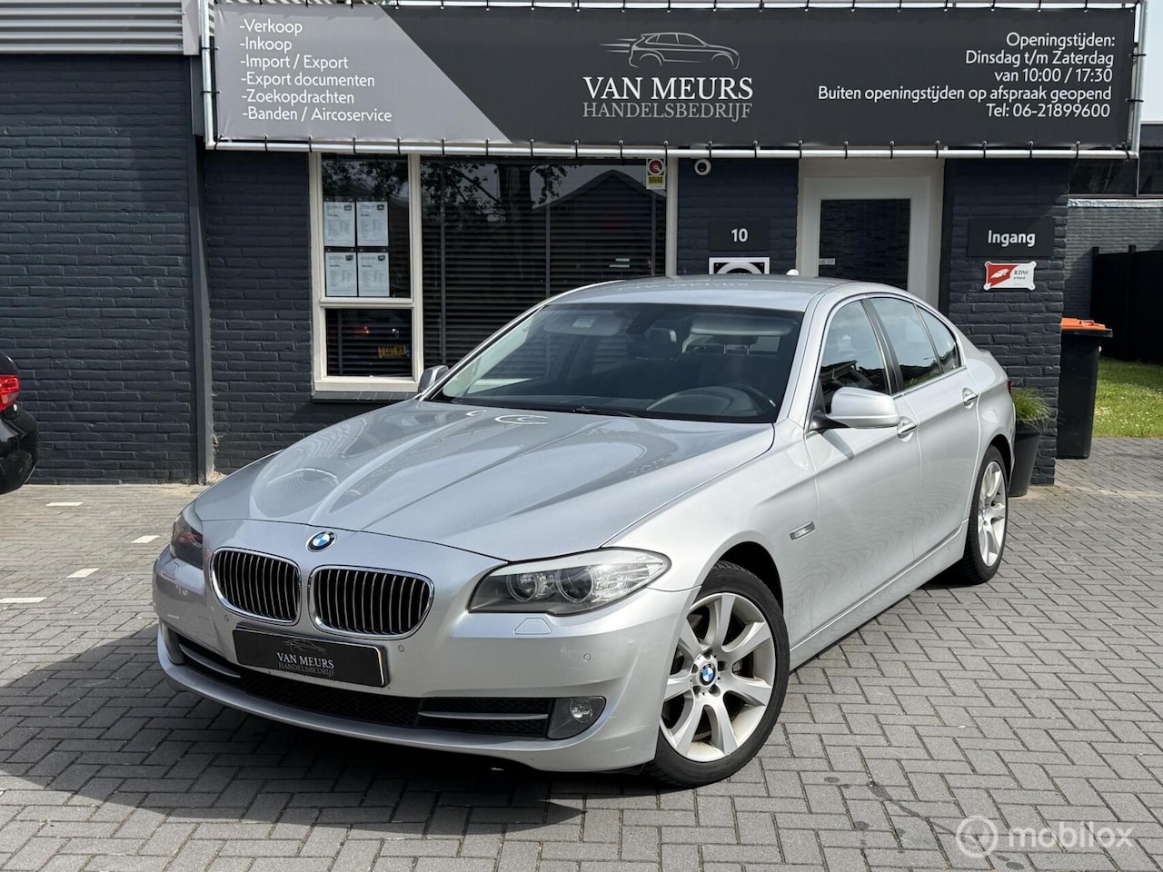 BMW 5-serie - 520d Executive 520d Executive, Automaat, leder, trekhaak, navigatie, apk 11-2026 - AutoWereld.nl
