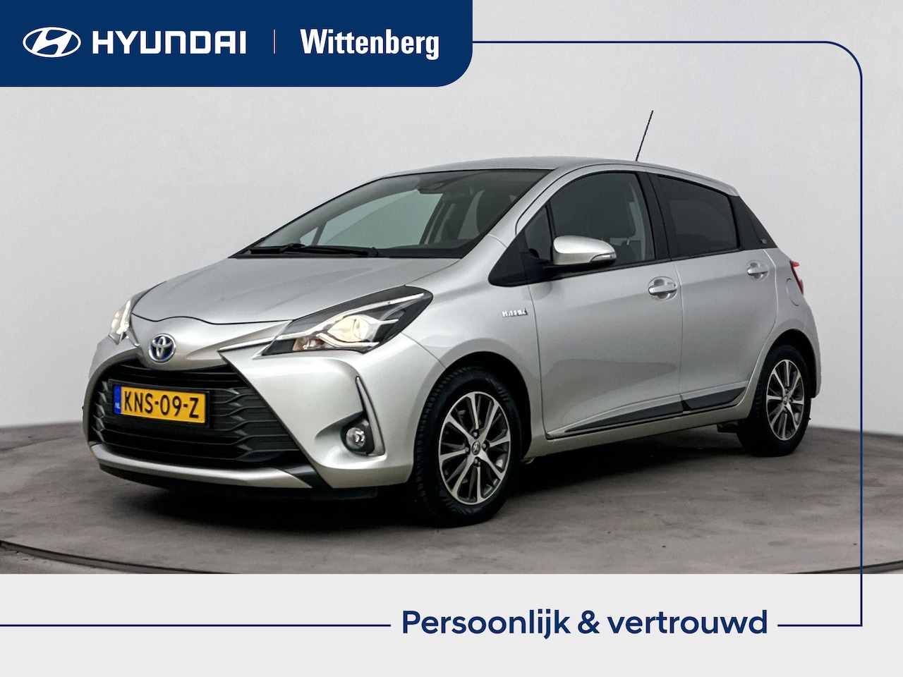 Toyota Yaris - 1.5 HYBRID Y20 LIMITED | ALL SEASONS | PDC | CAMERA | NAVI | CLIMA | 15'' LM VELGEN | CRU - AutoWereld.nl