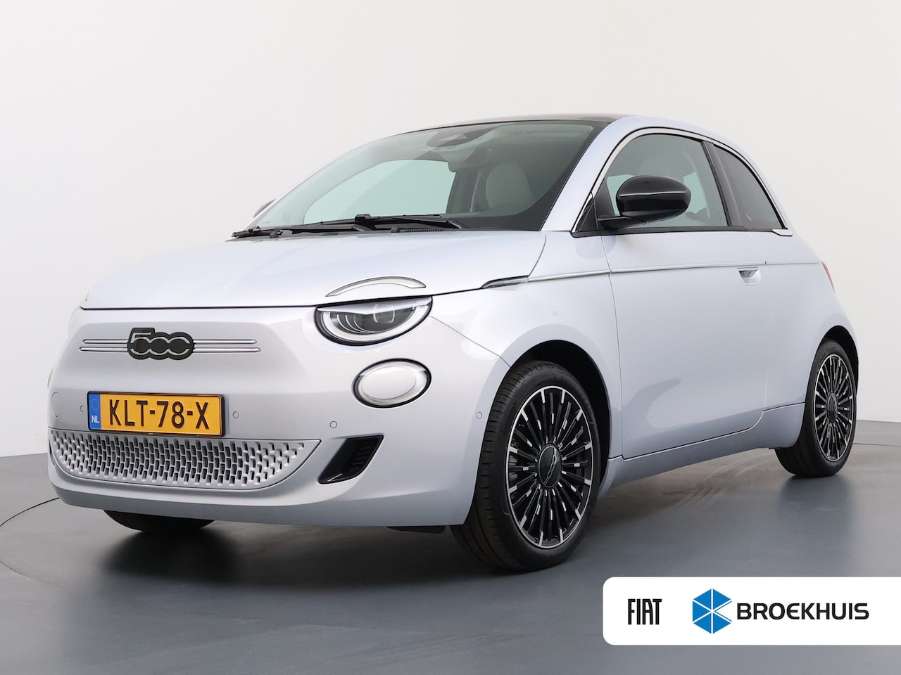 Fiat 500 - La Prima 42 kWh | Achteruitrijcamera | Airco (automatisch) | Bestuurdersstoel in hoogte ve - AutoWereld.nl