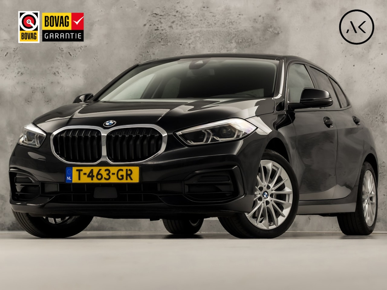 BMW 1-serie - 118i Sport Automaat (APPLE CARPLAY, DEALER ONDERHOUDEN, STOELVERWARMING, CAMERA, SPORTSTOE - AutoWereld.nl
