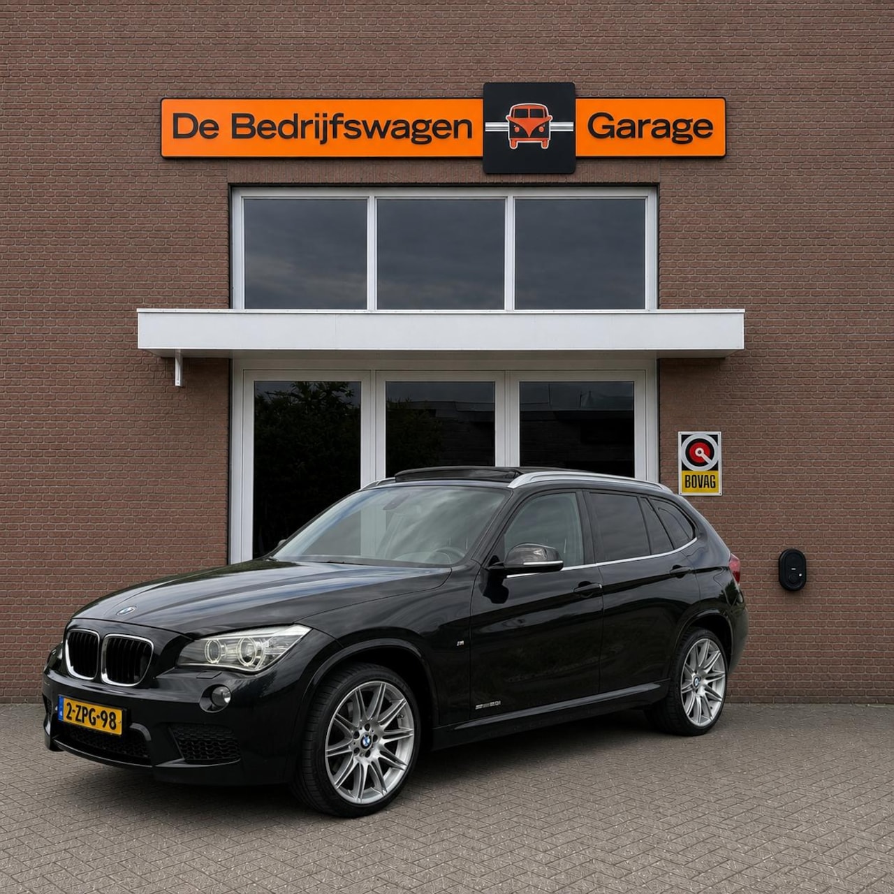 BMW X1 - sDrive20i High Executive | Navigatie | Cruise Control | Stoelverwarming | Schuif / kantel - AutoWereld.nl