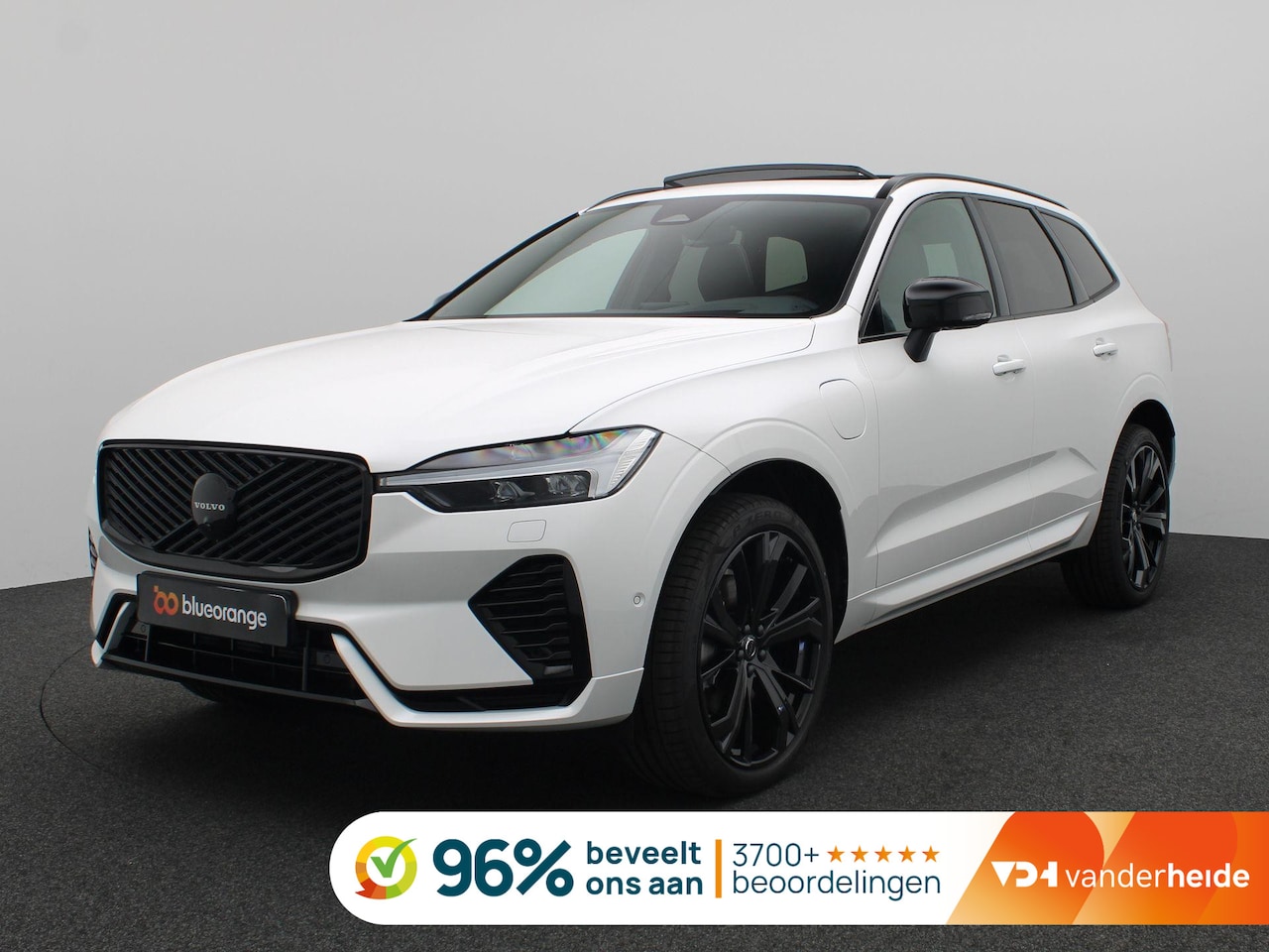 Volvo XC60 - 2.0 T8 Plug-in hybrid AWD Plus Dark 455PK Aut. Panoramadak, 21" LM Velgen, 360gr. Camera, - AutoWereld.nl