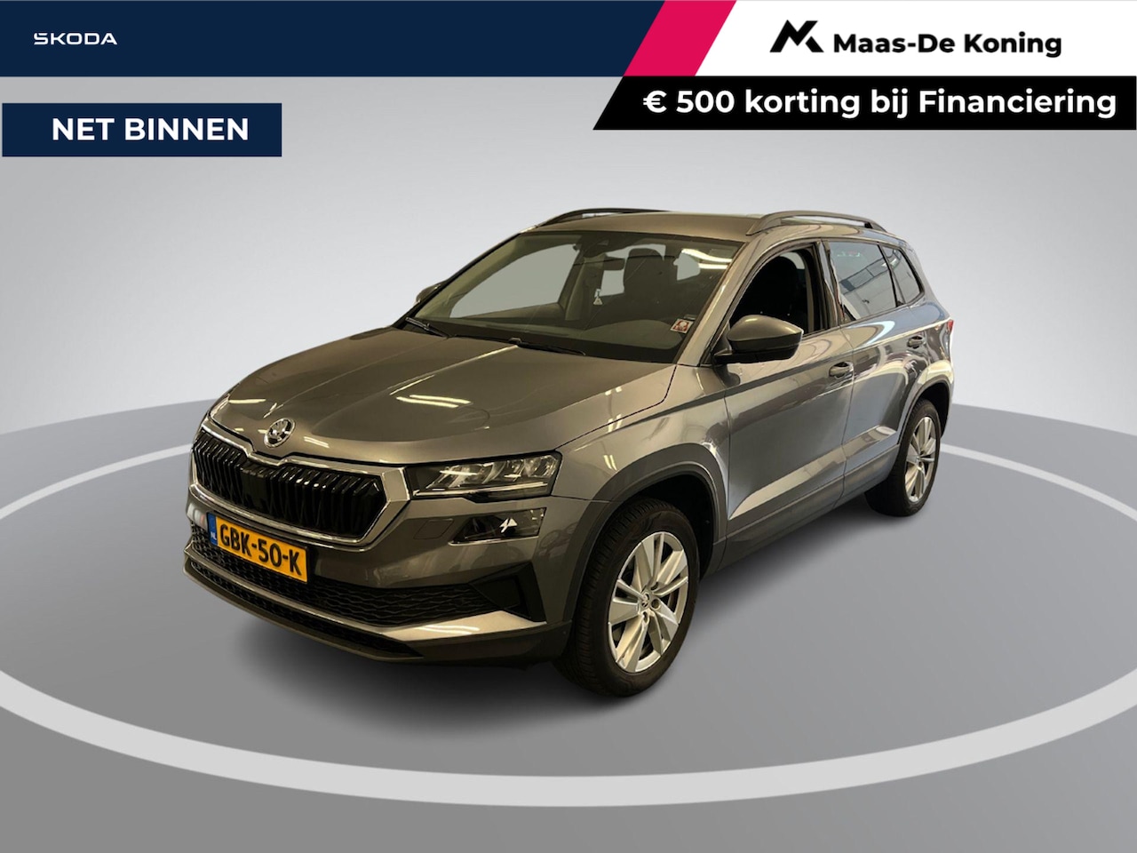 Skoda Karoq - 1.5 TSI ACT 150pk DSG Business Edition · Camera · Inklap. Trekhaak · Keyless · Stuur- & St - AutoWereld.nl