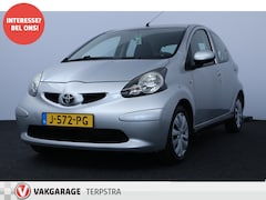 Toyota Aygo - 1.0-12V Access/ 5-Drs/ Airco/ C.V. Afstand/ Elek. Ramen/ Isofix/ Radio-CD/ Bluetooth/ AUX