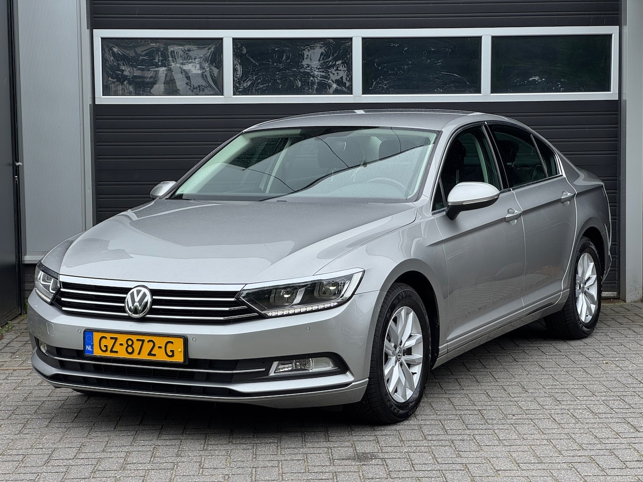 Volkswagen Passat - 1.4 TSI DSG Comfortline Led, Navi, Cruise, Climate, PDC, NAP - AutoWereld.nl