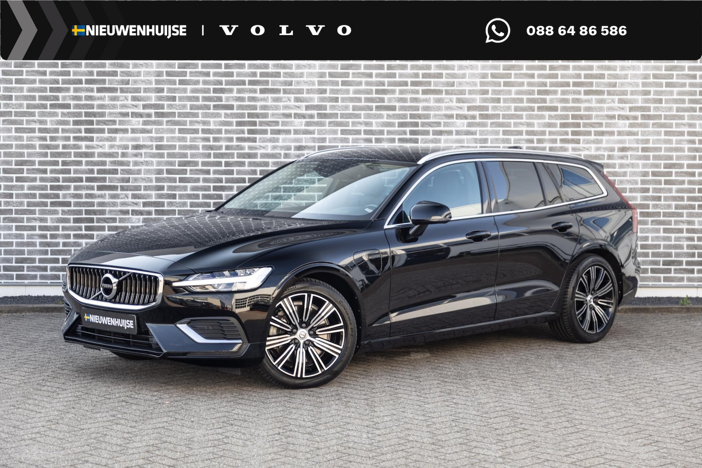 Volvo V60 - 2.0 T8 Twin Engine AWD Inscription | Plug-in Hybrid (PHEV) | Achteruitrijcamera | Parkeers - AutoWereld.nl