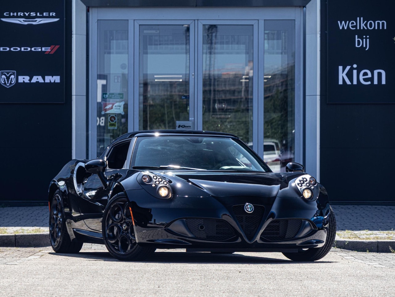 Alfa Romeo 4C - 1750TBI TCT | Volledige onderhoud historie | 240 PK |  Xpel Lakbescherming | Target Blu Ey - AutoWereld.nl