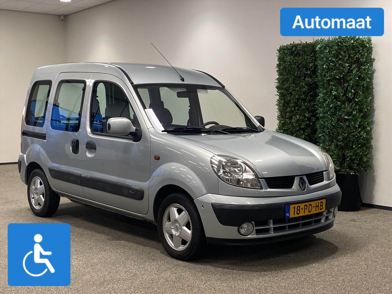 Renault Kangoo - Rolstoelauto Automaat 3+1 (airco) - AutoWereld.nl