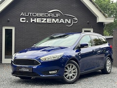 Ford Focus Wagon - 1.0 Titanium 125PK Navigatie Stoelverwarming Cruise Climate Control