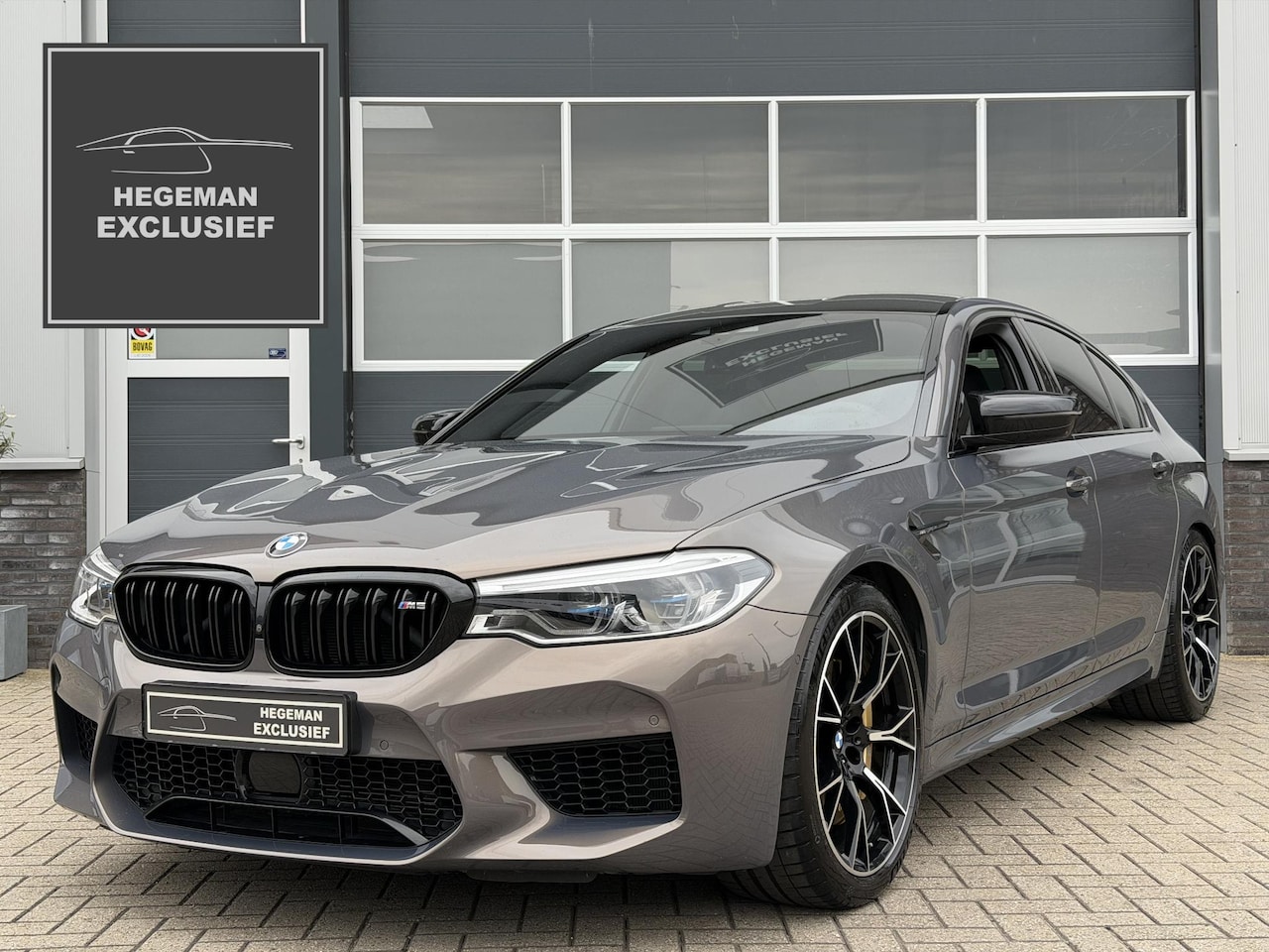 BMW M5 - Competition | CARBON | CERAMIC | INDIVIDUAL | BOWERS & WILKINS | HuD | LASER | Soft Close - AutoWereld.nl