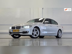 BMW 3-serie - 320i EfficientDynamics Edition Upgrade Edition Leer Xenon Navi