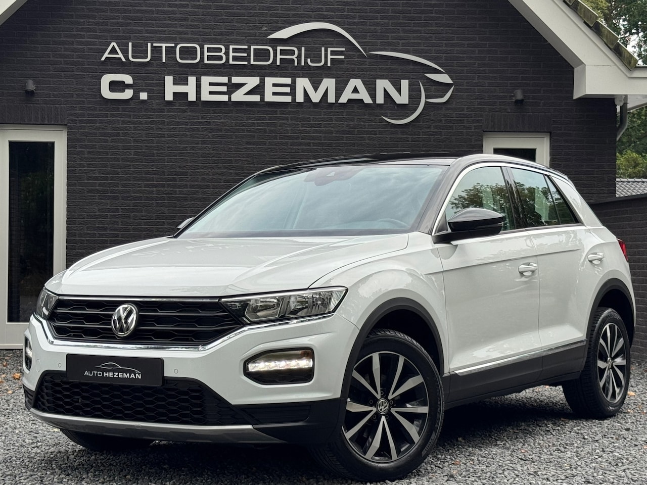 Volkswagen T-Roc - 1.0 TSI 116PK 1E eig Sport DealerOH LED CARPLAY ANDROID Adap Cruise - AutoWereld.nl