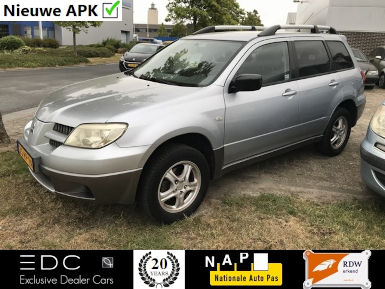 Mitsubishi Outlander - 2.0 Airco | Elektr. Ramen | Trekhaak | NAP Etc. - AutoWereld.nl