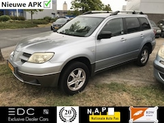 Mitsubishi Outlander - 2.0 Airco | Elektr. Ramen | Trekhaak | NAP Etc
