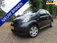 Toyota Aygo - 1.0-12V Comfort Elec.Pakket Stuurbekrachtiging Trekhaak Nwe Apk *Zuinige Auto