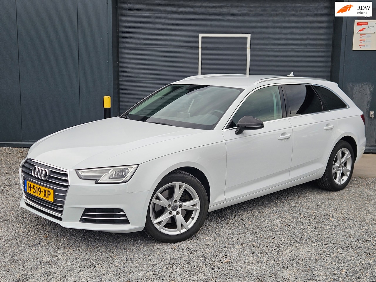 Audi A4 Avant - 2.0 TFSI ultra Sport Pro Line 2.0 TFSI ultra Sport Pro Line - AutoWereld.nl